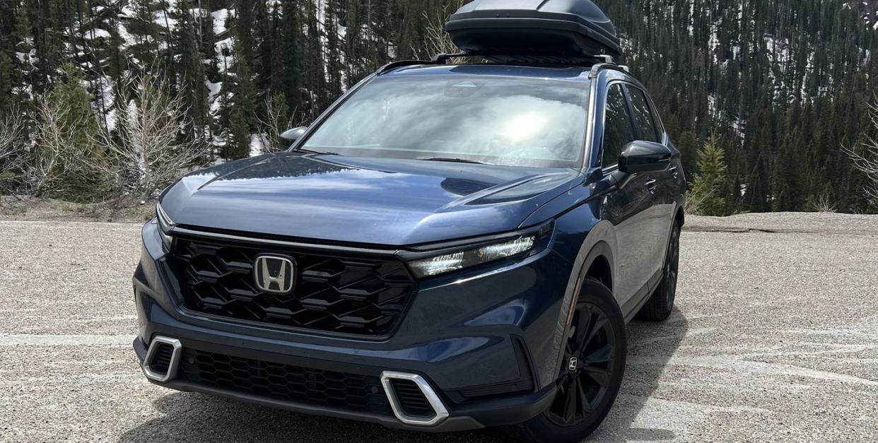 2023 honda cr v hybrid with roof box