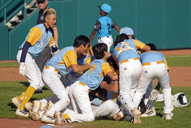 Hawaii beats South Korea 3-0 to win Little League championship - ABC7 Los  Angeles