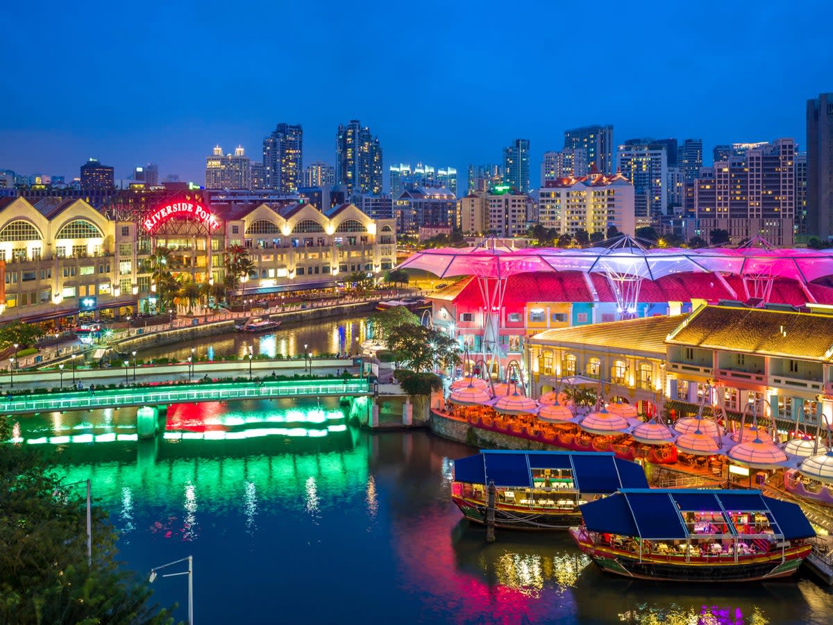 Enjoy a whirlwind four days in Singapore before heading to Thailand to relax on the beach (Getty Images/iStockphoto)