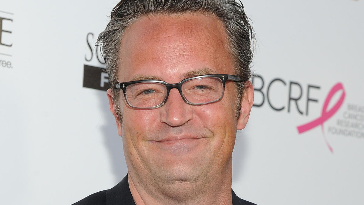 Friends' Fans Mourn Matthew Perry in New York City (Exclusive)