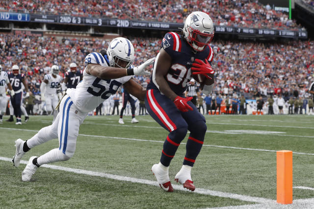 Pats get 9 sacks in dominant 26-3 victory over Colts - The San Diego  Union-Tribune