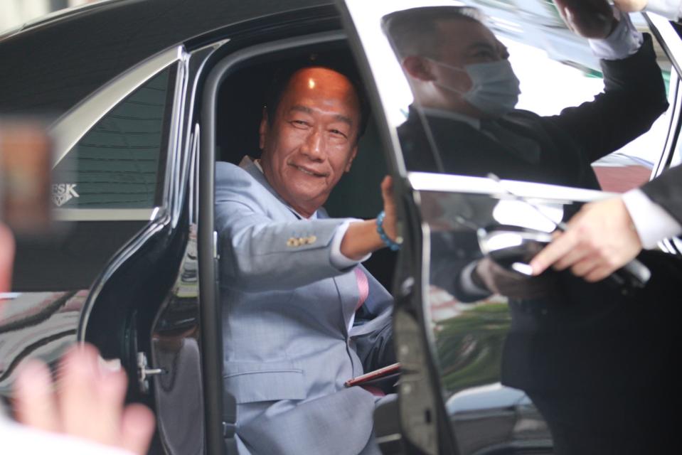 郭台銘與麻生太郎見面 曝光823金門下一步計畫 291