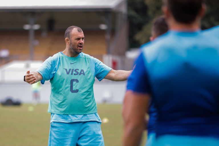 El australiano Michael Cheika completó su staff