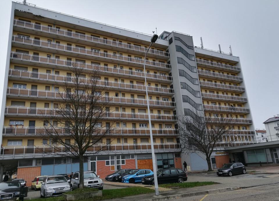 Picture taken on December 12, 2018 in Strasbourg shows the apartment building where the main suspected gunman lived who opened fire in central Strasbourg the night before. (Photo: Alex Pigman/AFP/Getty Images)