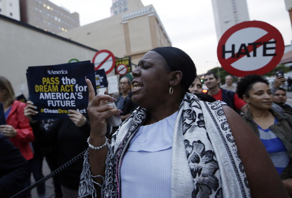 <p>Protestors march in support of Deferred Action for Childhood Arrivals (DACA) and Temporary Protected Status (TPS) programs for immigrants, Wednesday, Jan. 17, 2018, in Miami, Fla. (Photo: Lynne Sladky/AP) </p>