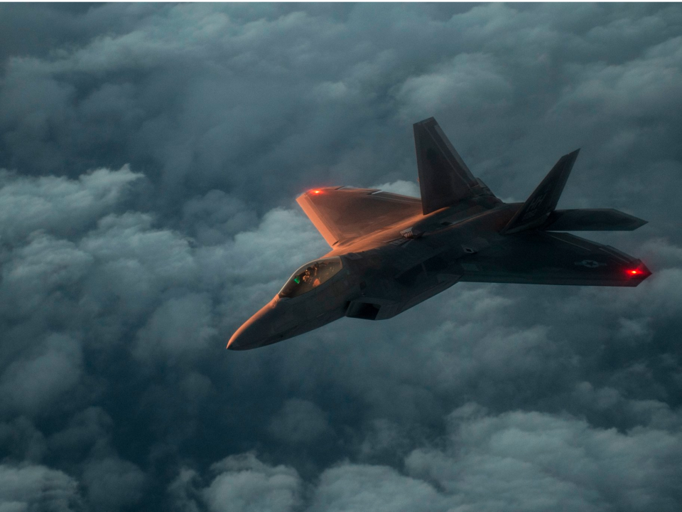 f-22 f22 raptor inherent resolve arabian sea