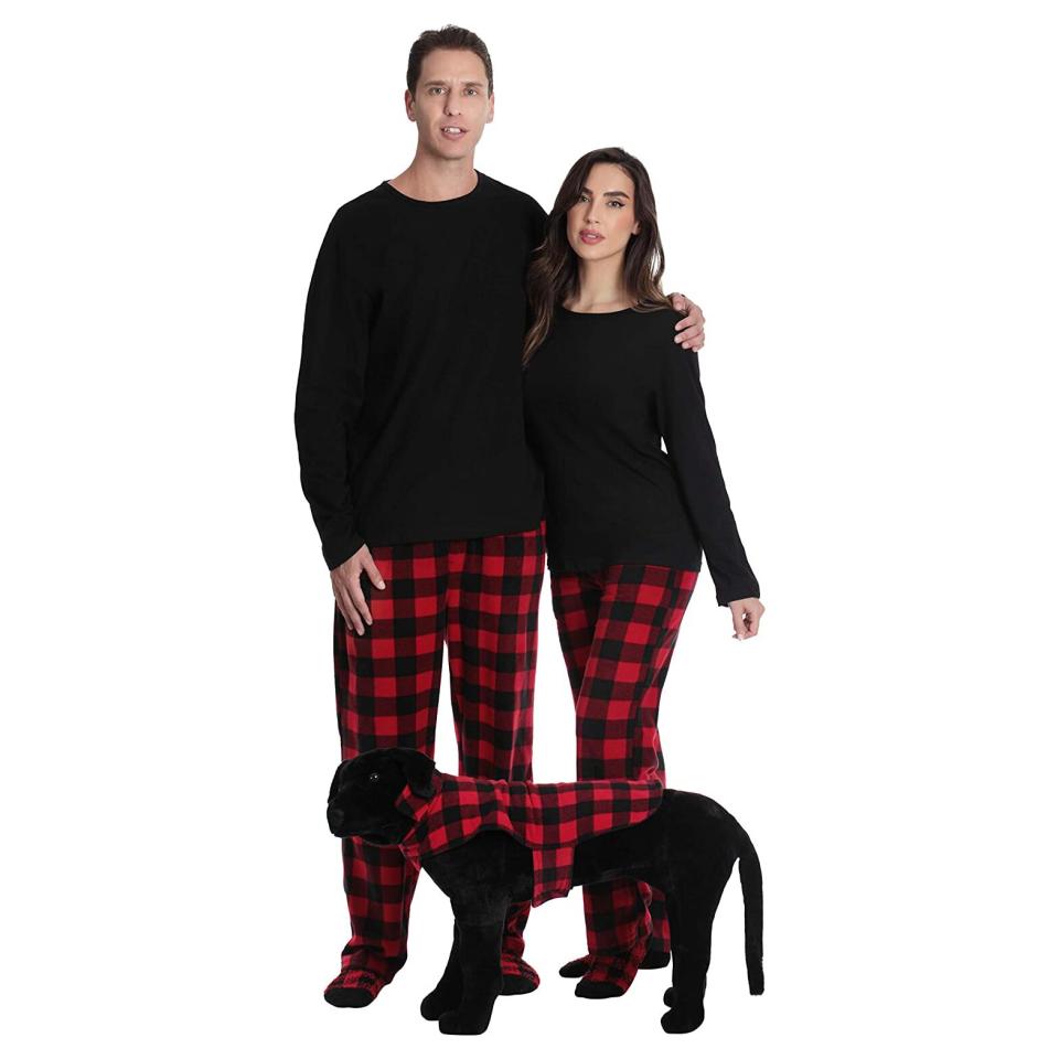 followme-matching-pajamas-for-dog-and-owner