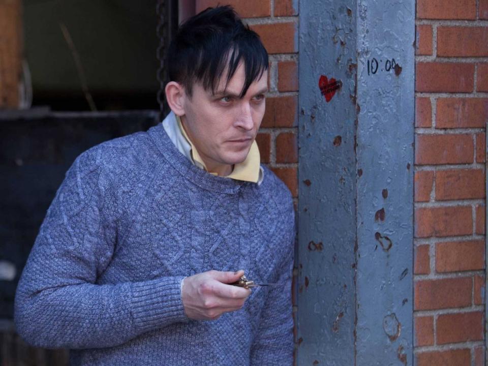 penguin gotham robin lord taylor