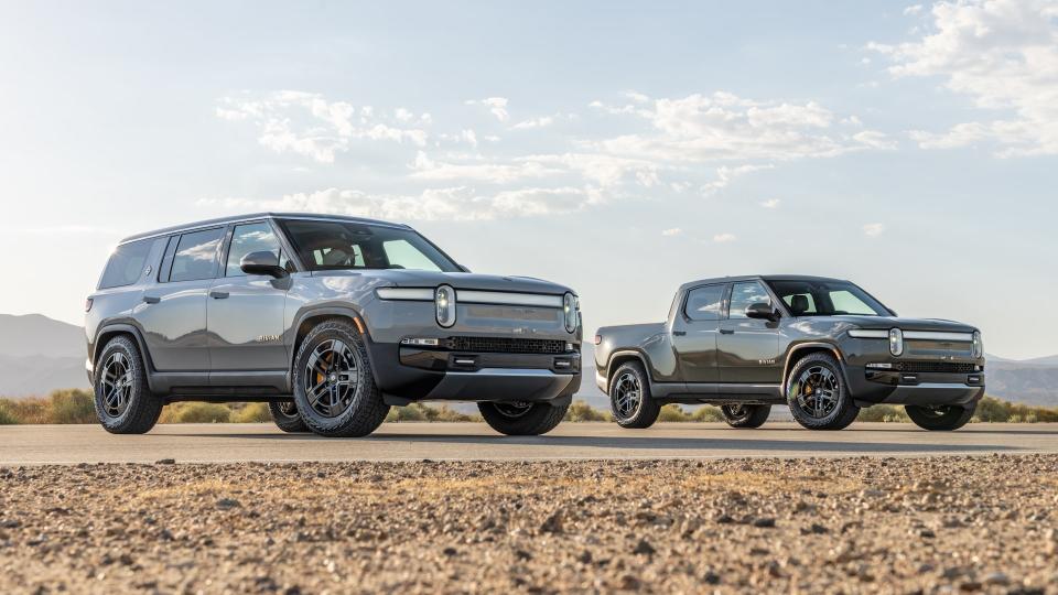 What's the Difference Between a Rivian R1S and a Rivian R1T?