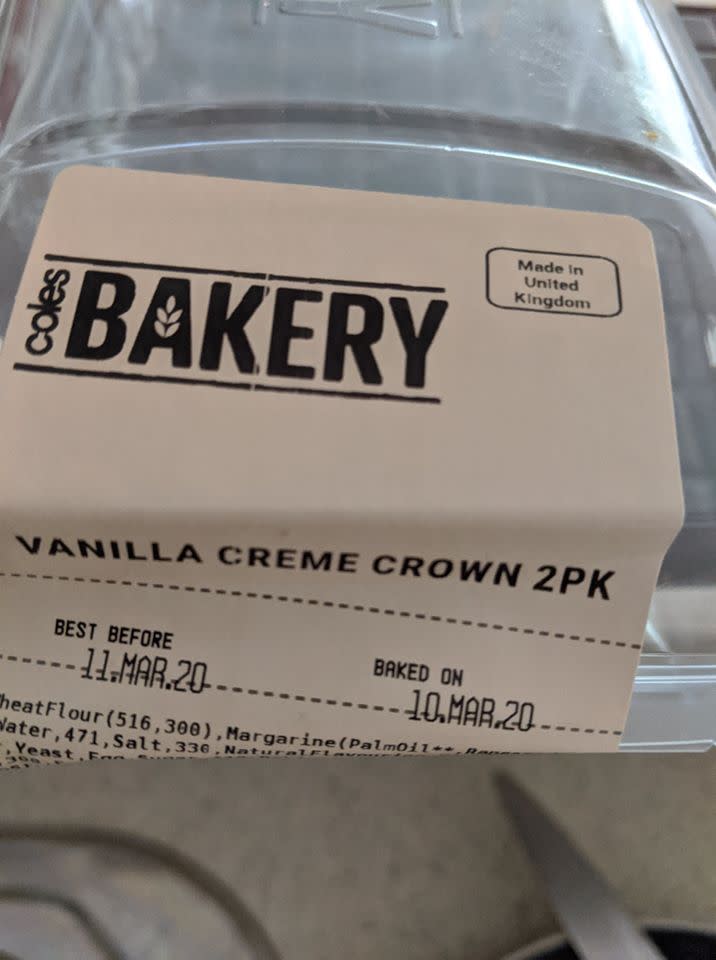 Photo shows a Coles Vanilla Creme Crown 2 pack packaging from Coles Bakery