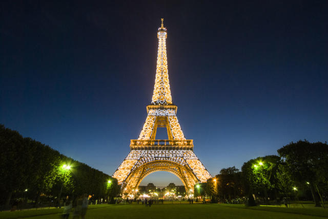 Paris, France, Art Deco louis vuitton building, LVMH Store on Avenue Champs- Elysees, at Dusk, centre fashion, Shop, france light windows night Stock  Photo - Alamy