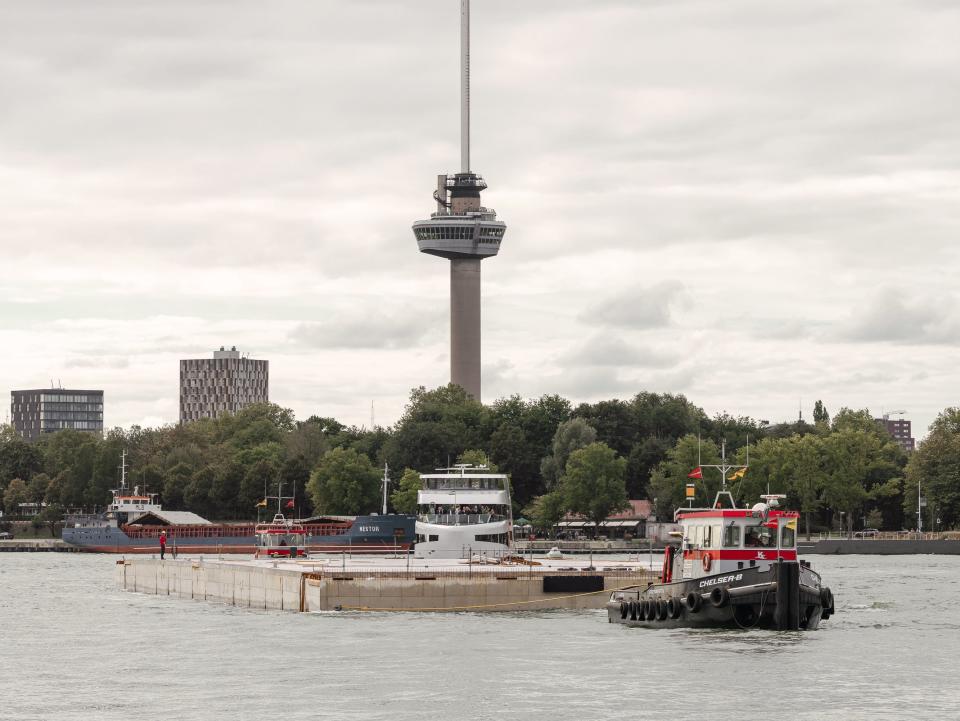 05   Powerhouse Company   Floating Office Rotterdam   photo by Sebastian van Damme