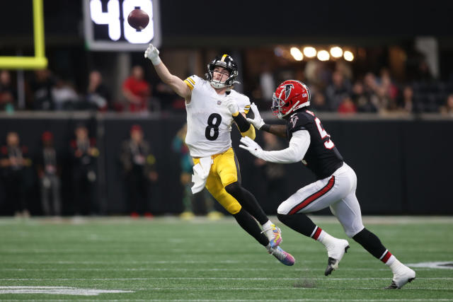 Grading Steelers QB Kenny Pickett's rookie season