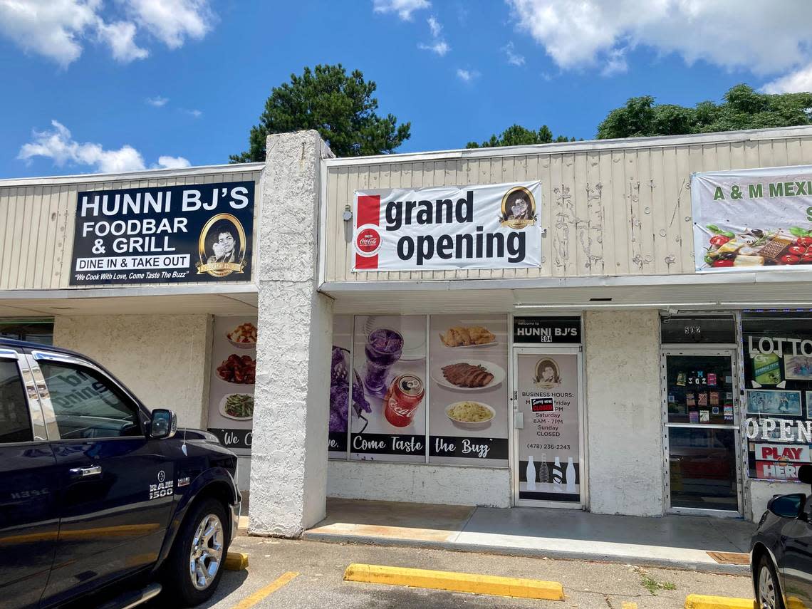 A new cafeteria-style Southern and Cajun food restaurant, Hunni BJ’s Foodbar & Grill, is now open at 504 Russell Parkway in Warner Robins.