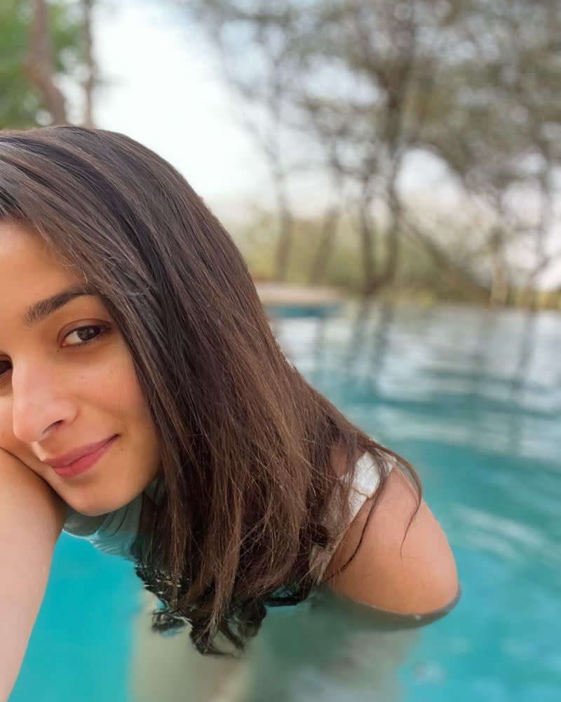 ▲▼艾莉雅喜歡在IG分享生活。（圖／Alia Bhatt IG）