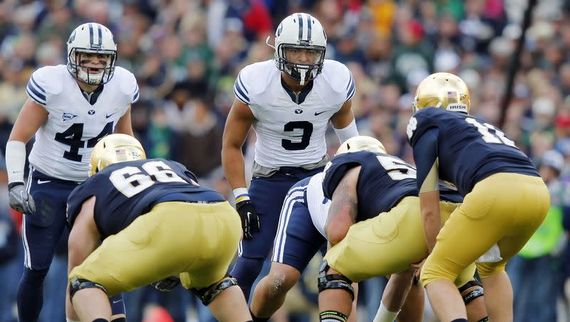 BYU’s Brandon Ogletree, left, and Kyle Van Noy watch the Notre Dame offense as BYU and Notre Dame play Saturday, Oct. 20, 2012 in South Bend.