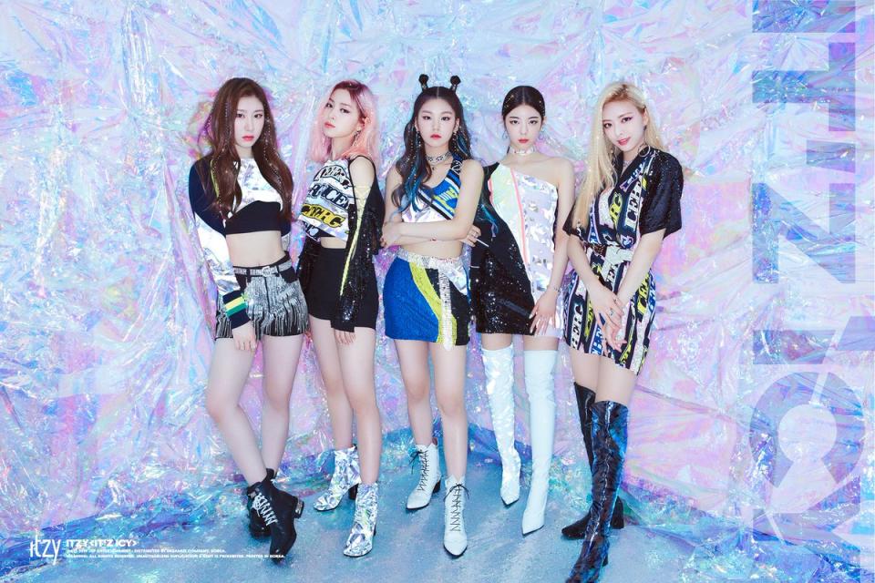 JYP 老么團 ITZY 即將在各界的高度期待下回歸，這次她們將帶來由朴軫永參與創作的主打歌 "ICY"，很好奇會是什麼樣的風格呢！