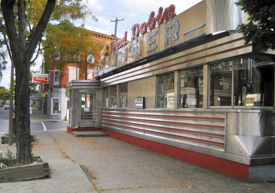 The Red Robin Diner in Johnson City in 2008.