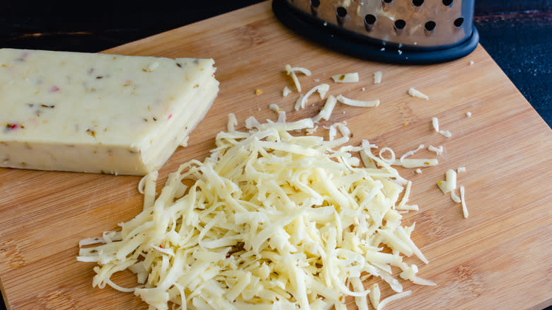 shredded pepper jack cheese