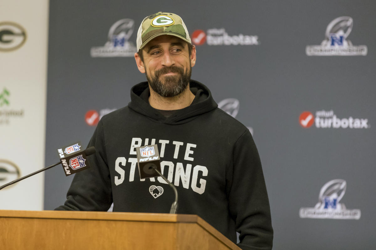 NFL MVP voter apologizes for 'childish' comments about Packers' Aaron  Rodgers