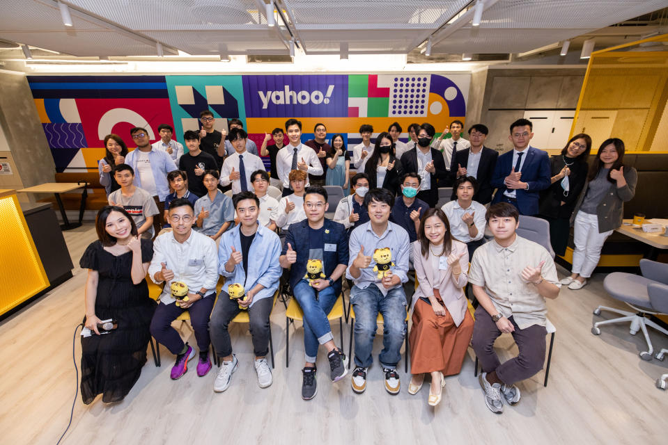 「Yahoo投資達人大賽」，最後三強現已參與實戰階段，運用5萬港元資本一較高下，務求以投資實績瓜分盈利。