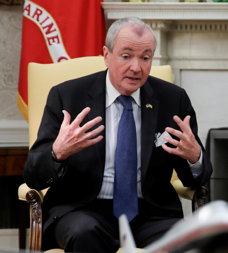 紐澤西州州長墨菲 (Phil Murphy) 發布命令，禁止室內集會超過100人，室外集會則不許超過500。   圖 : 達志影像/路透社