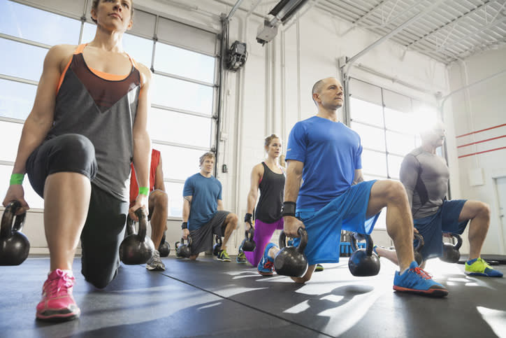 Hay muchos aspectos a tomar en cuenta antes de decidir qué ejercicio es mejor para ti. – Foto: Hero Images/Getty Images