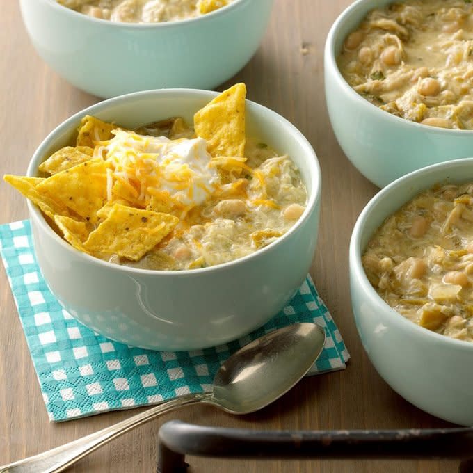 Green Chile Chicken Chili Exps Mtcbbz17 160921 B02 23 1b 2