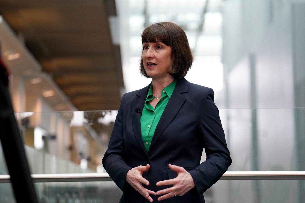 Rachel Reeves has urged MSPs to back Scottish Labour's efforts to oust Humza Yousaf <i>(Image: PA)</i>