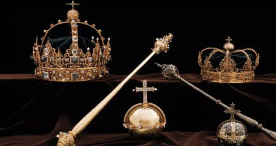 Among the priceless possessions taken were two gold crowns, which belonged to King Karl IX and Queen Kristina. Photo: The Swedish Police