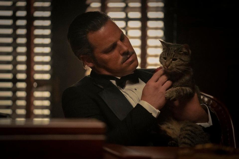 Justin Chambers as Marlon Brando in "The Offer."