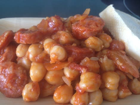 Garbanzo Beans with Chorizo 