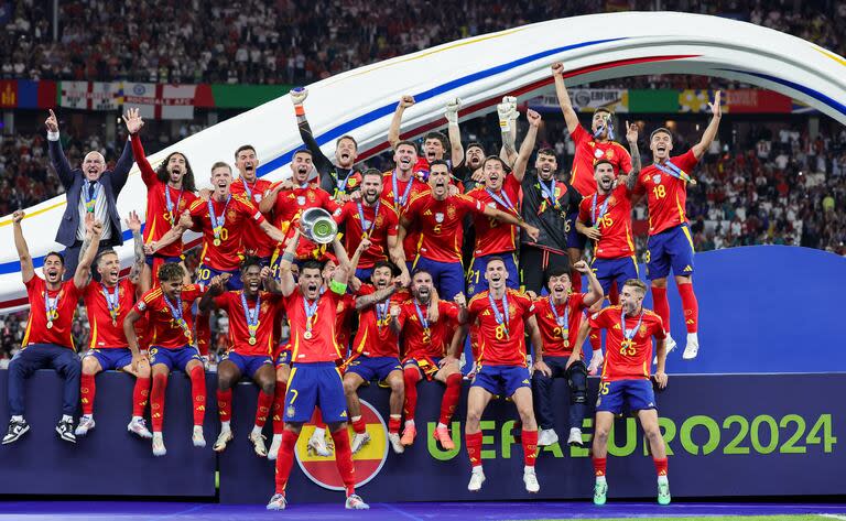 España mostró el mejor fútbol en la Eurocopa 2024 y lo coronó celebrando el título más importante de su continente