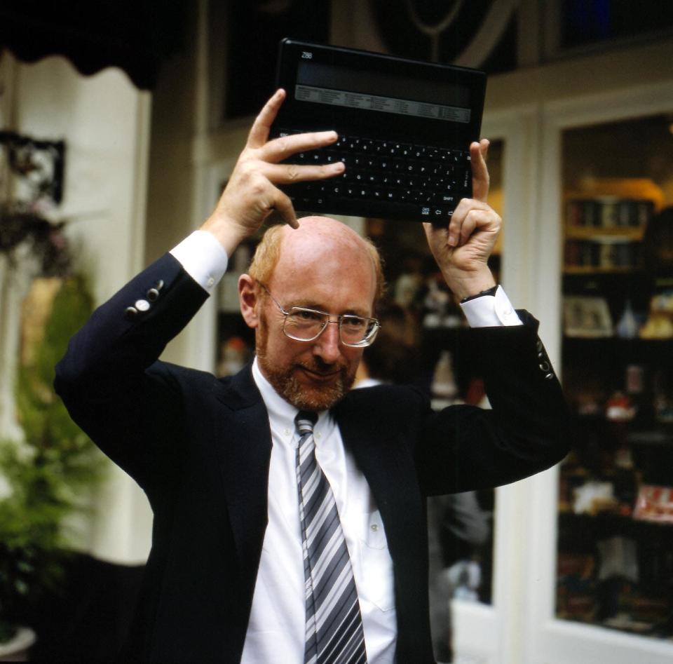 Sinclair in 1987 with a new Z88 computer - Photoshot/Getty Images