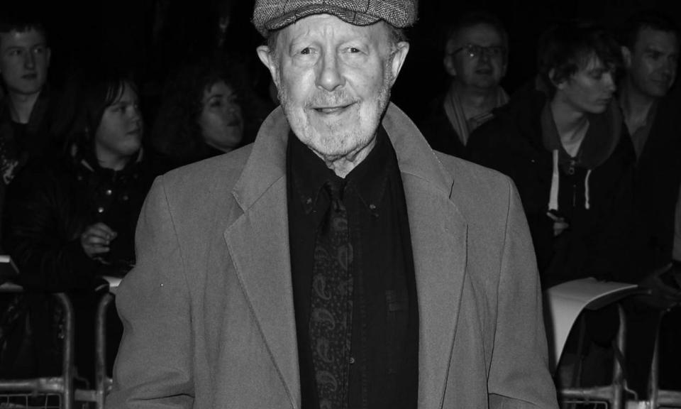 Nicolas Roeg, 90