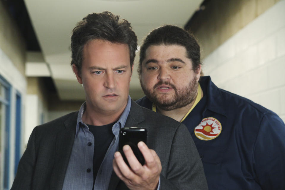 Matthew Perry and Jorge Garcia in the pilot of in Mr Sunshine. (Getty Images)