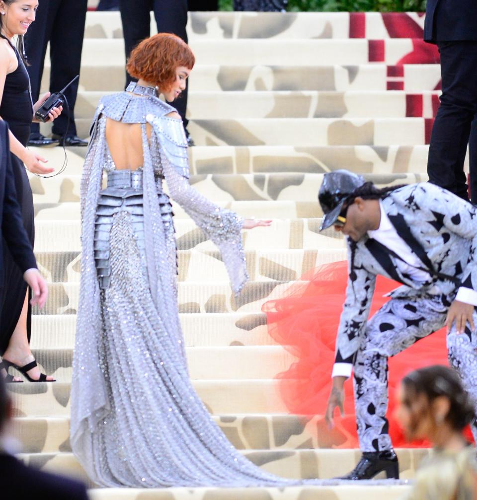 heavenly bodies fashion the catholic imagination costume institute gala street sightings