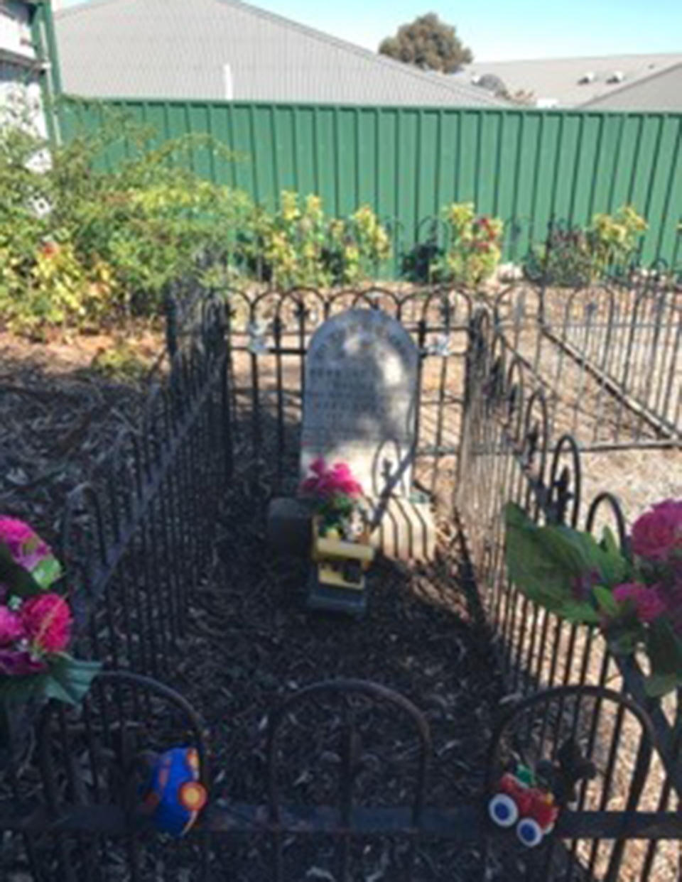 One of the many times Ms Rhodes and her friend have visited the grave and left toys and flowers. Source: Supplied by Julie Rhodes