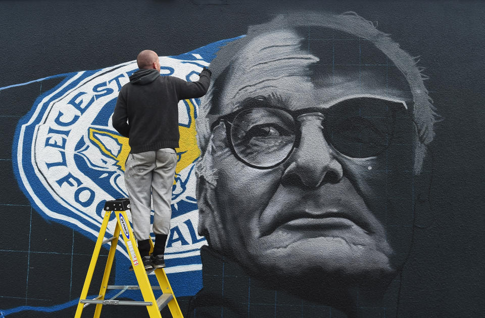 La ciudad de Leicester se rinde ante Ranieri y sus muchachos.