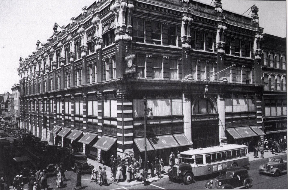 Quackenbush & Compny in Paterson in 1930.