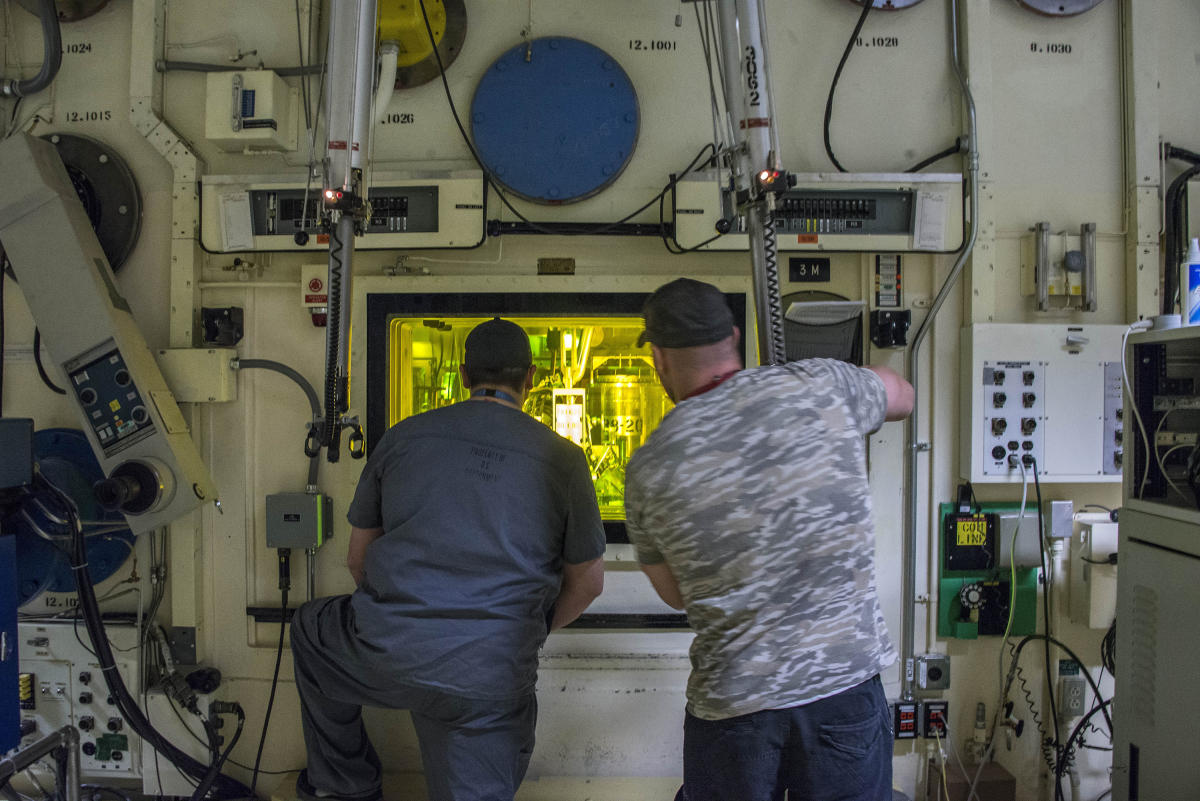 Gay furry hackers infiltrate nuclear lab for research into cat-girls