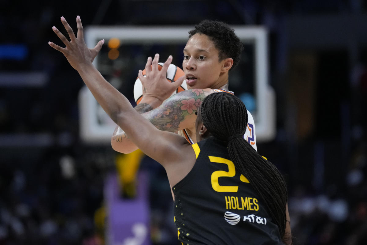 Dawn Staley reacts to Brittney Griner's release - WHYY