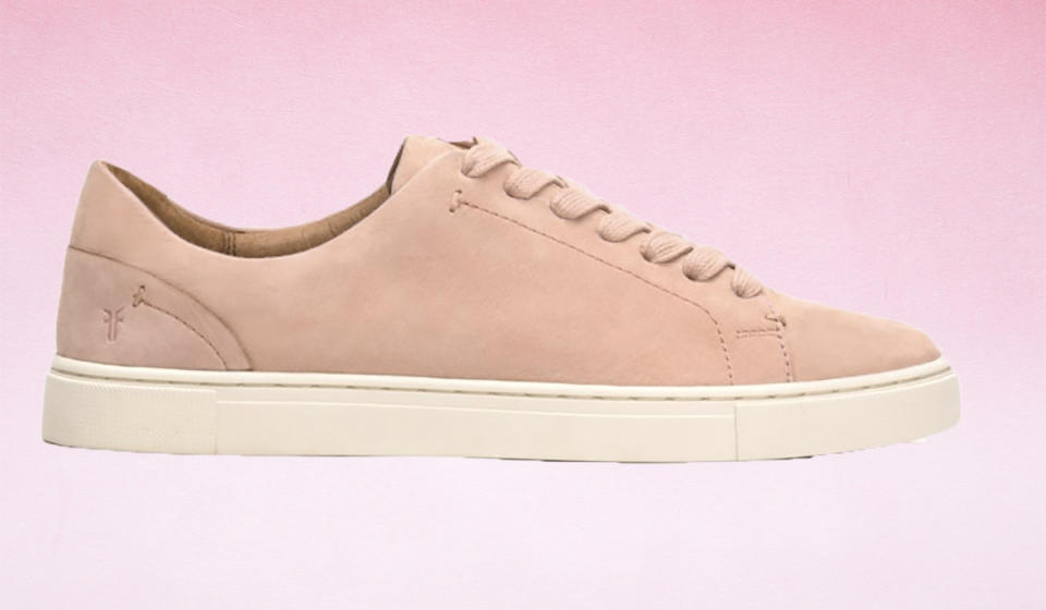 Score 80 percent off these super-soft leather sneakers. (Photo: Nordstrom Rack)