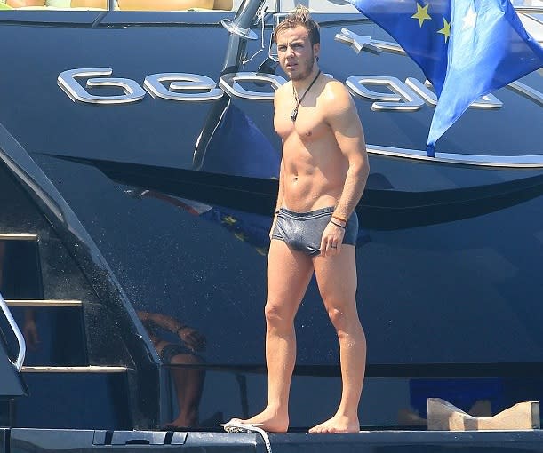 Image) Mario Gotze's Girlfriend Bares All In Bed! Ann-Kathrin