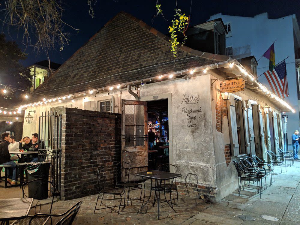 Louisiana: Lafitte's Blacksmith Shop Bar