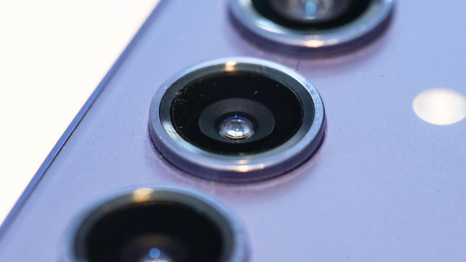 Samsung Galaxy S24 camera lenses up close macro photos