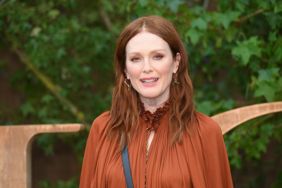 Julianne Moore at Paris Fashion Week in September 2019. (Photo: Stephane Cardinale - Corbis via Getty Images)