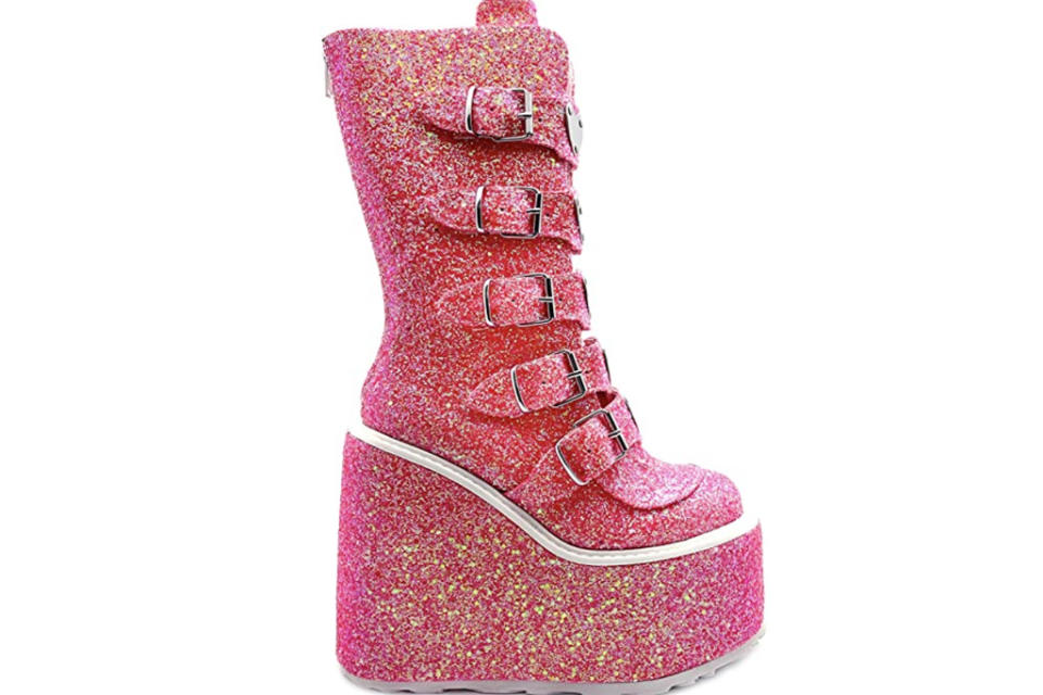 lady gaga pink boots