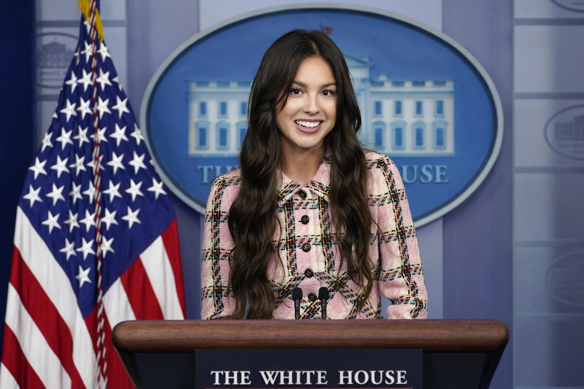 A Closer Look at Olivia Rodrigo's White House Outfit