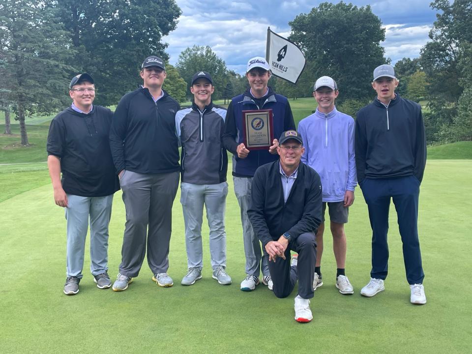The Lexington Minutemen took home the 2022 Ohio Cardinal Conference boys golf team championship, the first since 2018 and the ninth in program history.